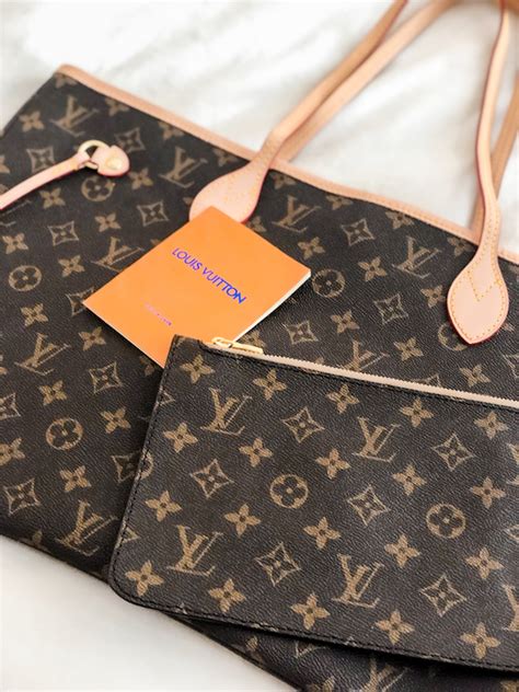 louis vuitton selling fakes in store|louis vuitton knock off purse.